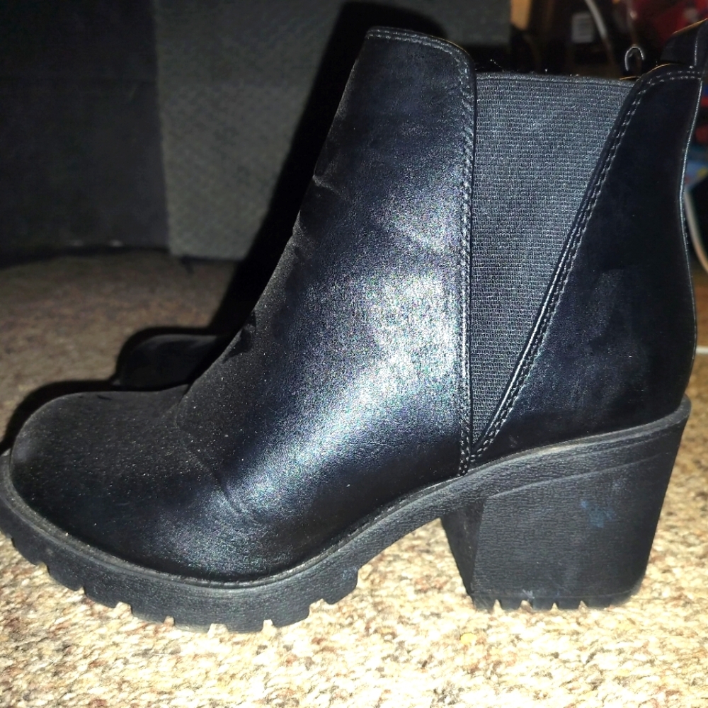 Women's Soda Slip On Combat Boot